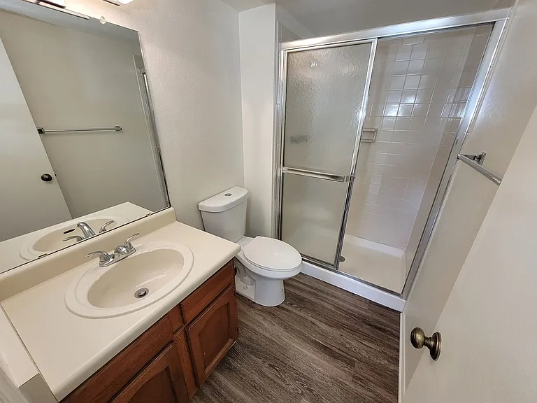 2720-2758 Mirage Dr — Photo 32