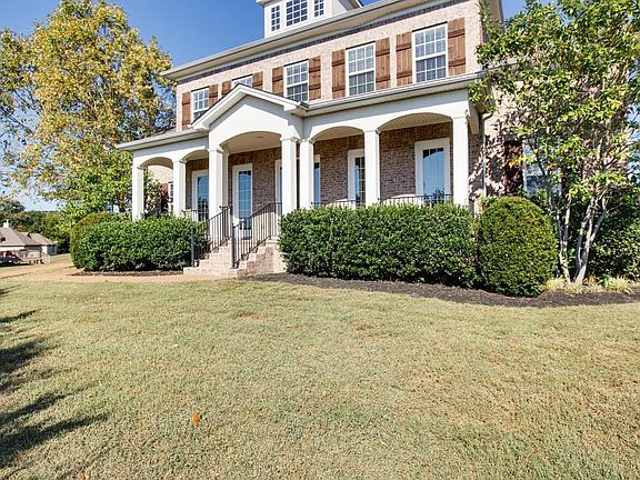 2nd image of 2967 McLemore Cir