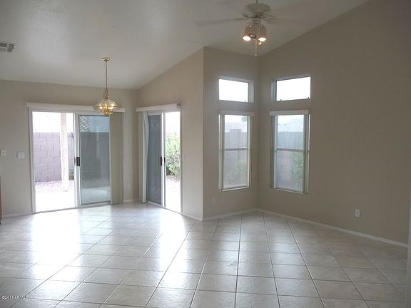 Family Room & Eating Area