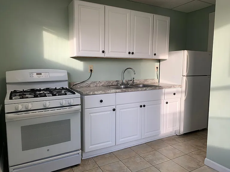 219 Park Ave #1 — Photo 14