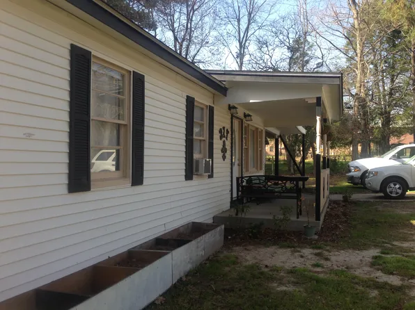 214 Carl St, Leesville, LA 71446
