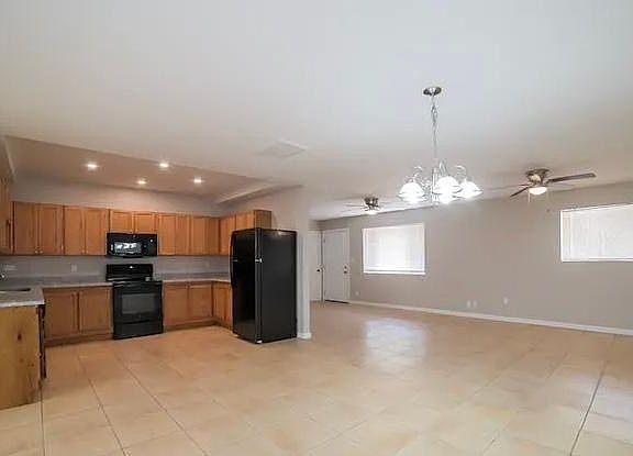 2nd image of 11558 E Marguerite Ave