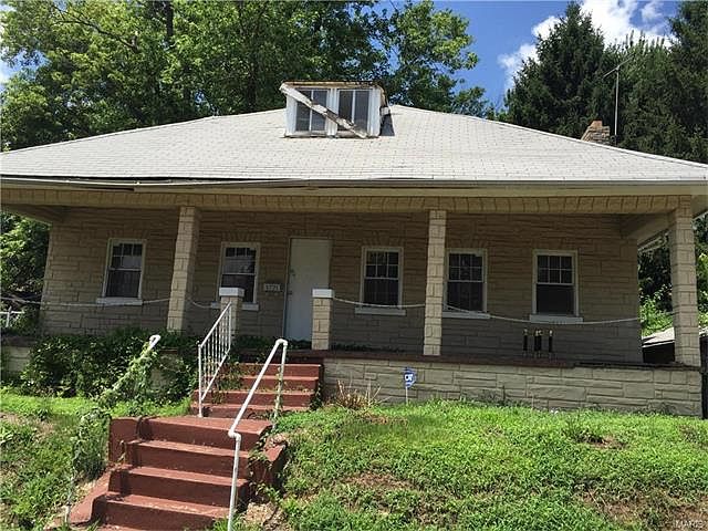 1st image of 3721 Lawler Dr