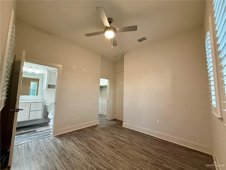 3403 Lago Washington — Photo 15