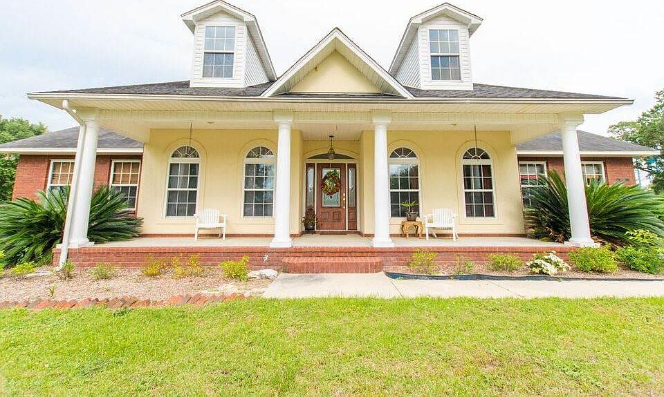 1st image of 5834 Twin Oaks Dr
