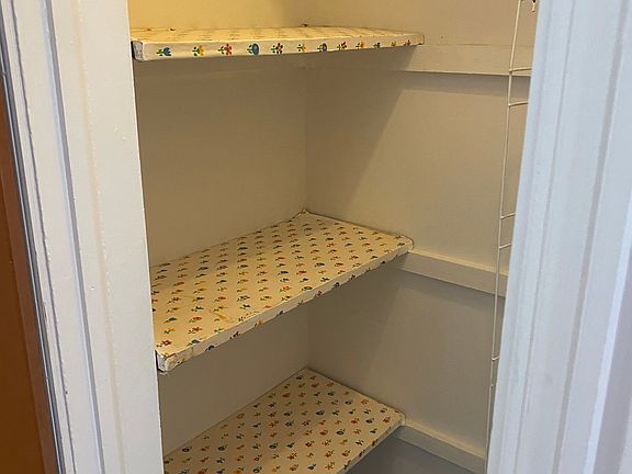 3rd image of 219 Stone Ave #3