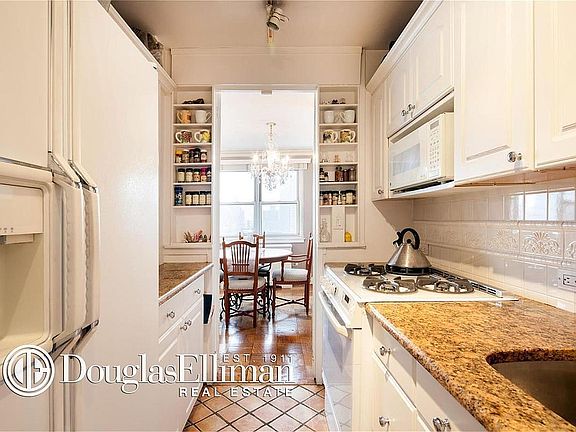 2nd image of 340 E 80th St #18R