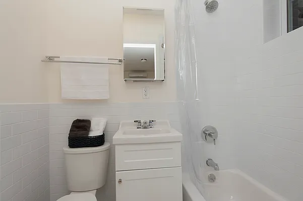 Rented by Compass | media 12