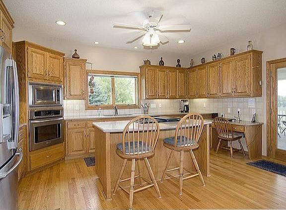 3rd image of 4410 McDonald Drive Ct N