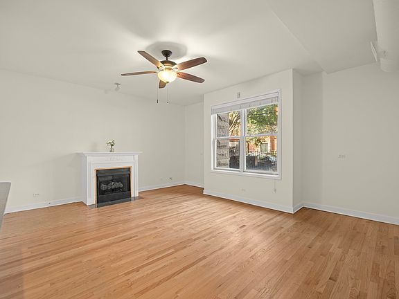 2nd image of 2333 W Harrison St APT 1