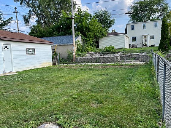 5th image of 1209 Sherman Ave