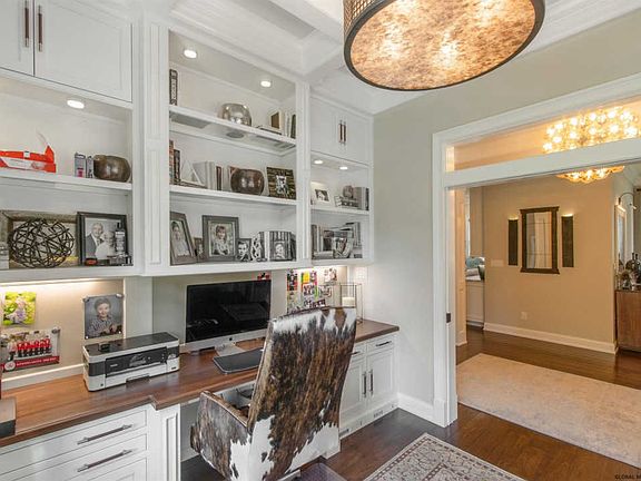 5th image of 13 Oakridge Blvd