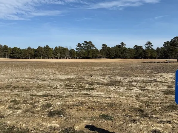 126 Golden Bear Cir, Cape Charles, VA 23310