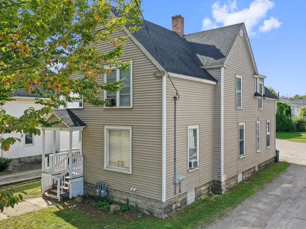 923 Wisconsin St, Oshkosh, WI 54901