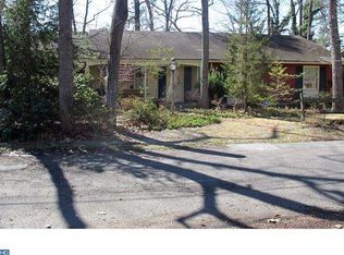 27 Shawnee Trl, Medford Lakes, NJ 08055