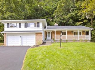 12 Shirewood Dr, Rochester, NY 14625