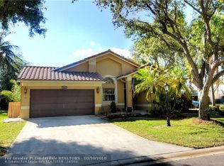 5745 NW 48th Dr, Coral Springs, FL 33067