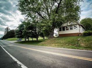 4103 Lefty Ln, New Brighton, PA 15066