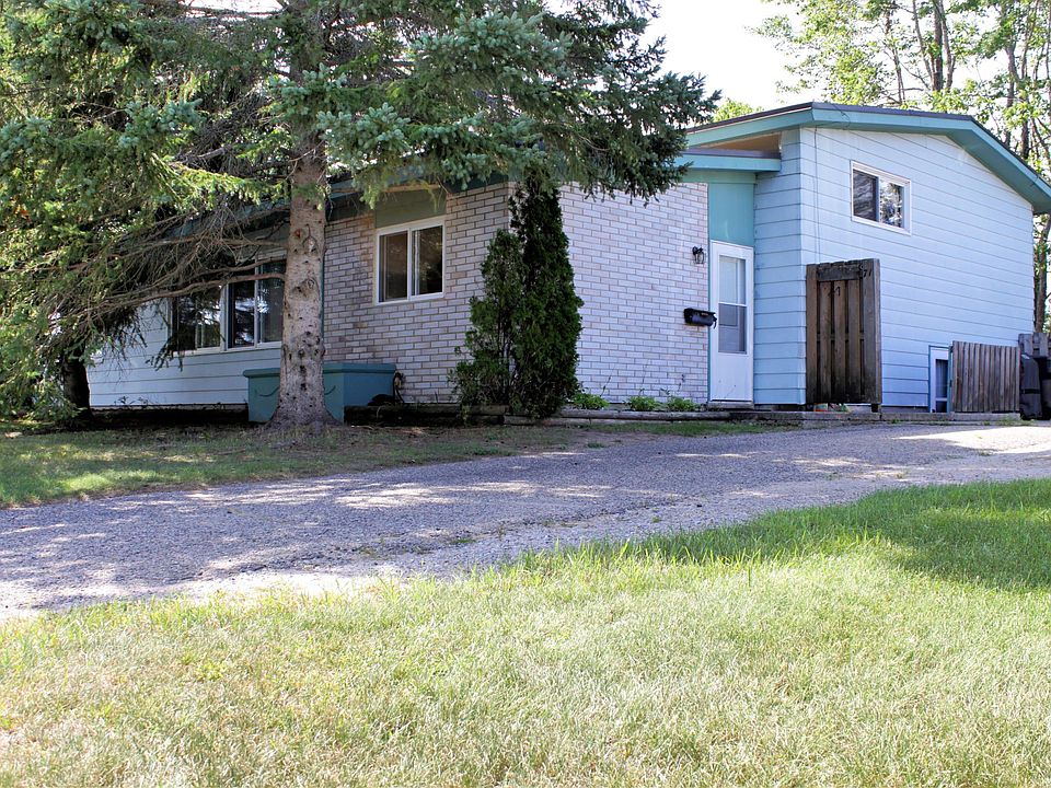 1st image of 71 & 73 Kincheloe Dr