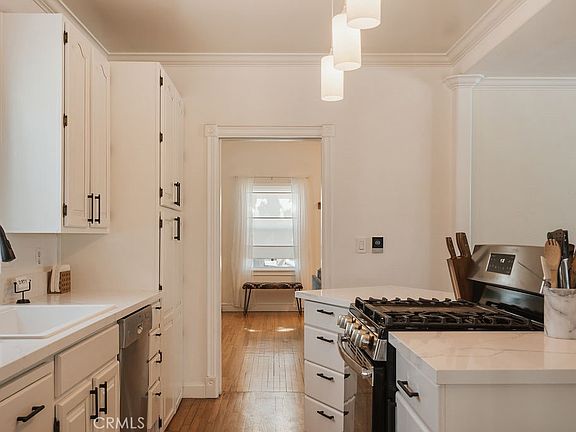 3rd image of 14192 Barber St