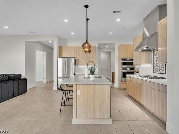 2nd image of 10214 Meandering Dell Ave