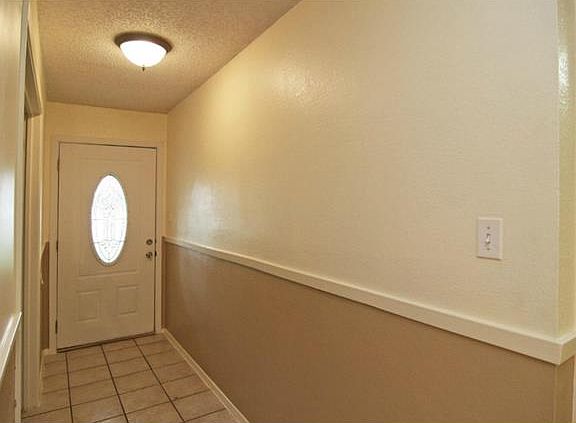 4th image of 3908 Hillside Dr
