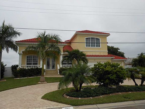 2nd image of 2611 Bayshore Dr