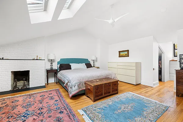 Sold by Compass | media 6