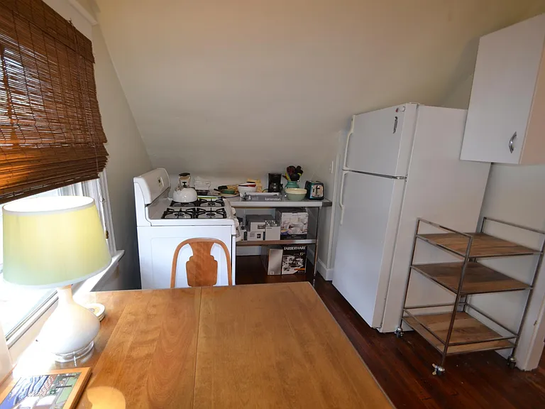 574 Terrace Ave #3 — Photo 10