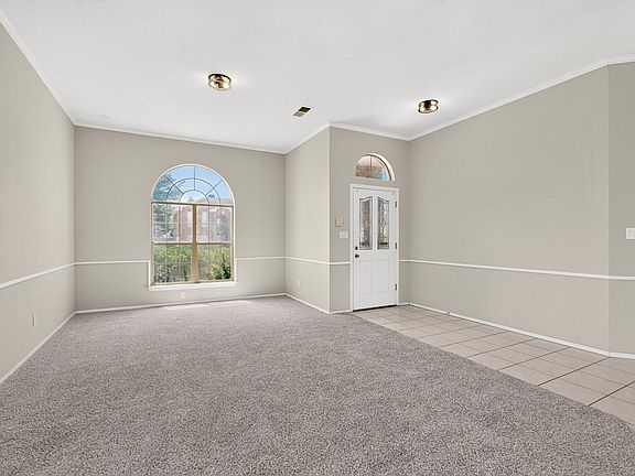 3rd image of 7557 Calyx Dr NW