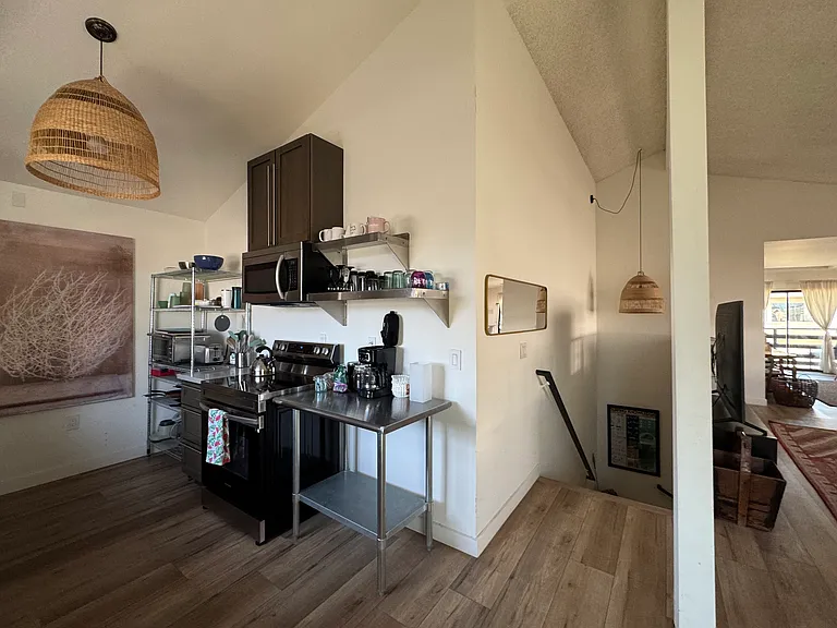 144 Eagle Rock Ave — Photo 5