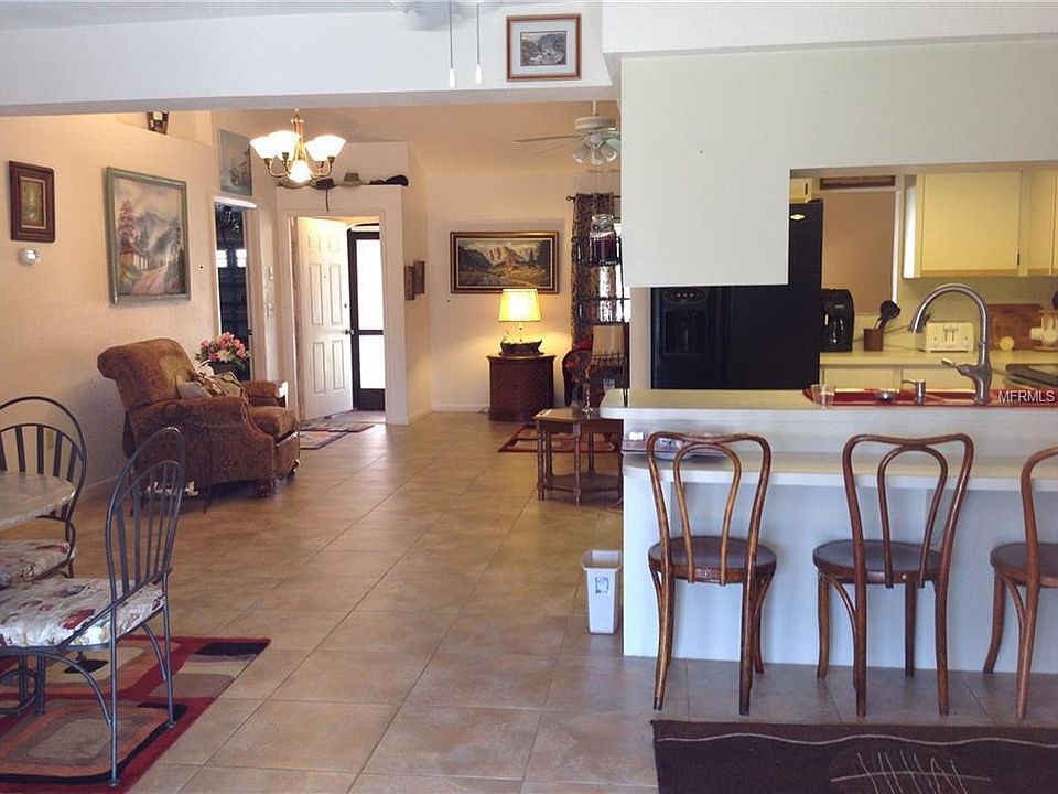 2nd image of 18558 Van Nuys Cir