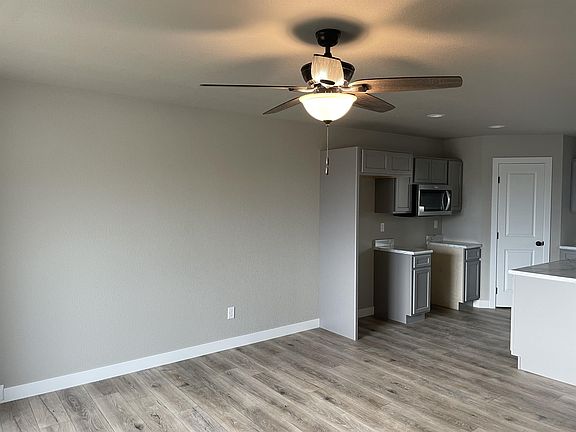 2nd image of 663 Eagle Ct