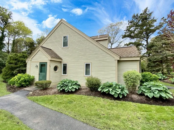 37 Billington Ln #37, Brewster, MA 02631