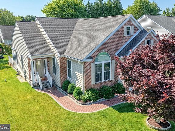 2nd image of 35599 Cedar Valley Ln