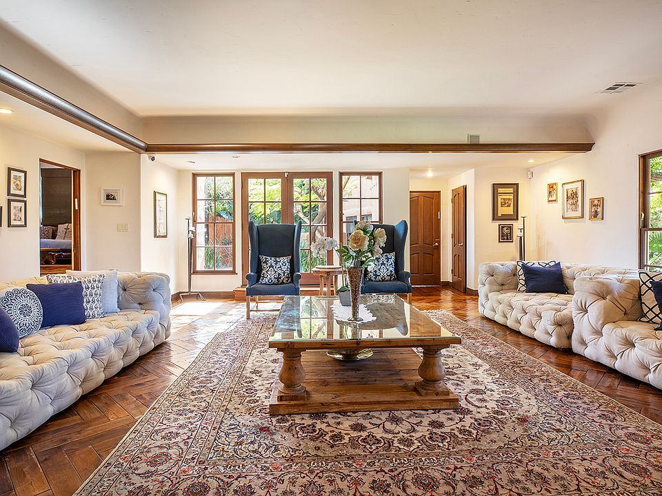 1st image of 10365 Holman Ave