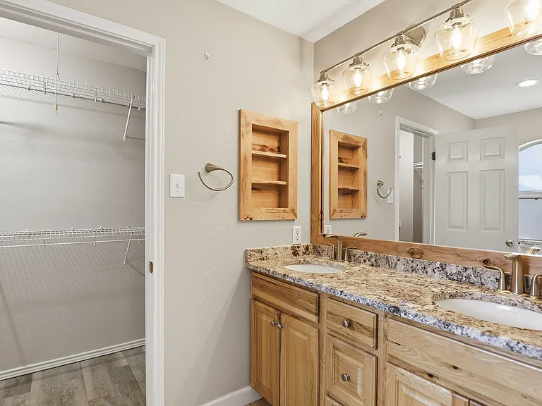 3324 Tumblewood Trl — Photo 17