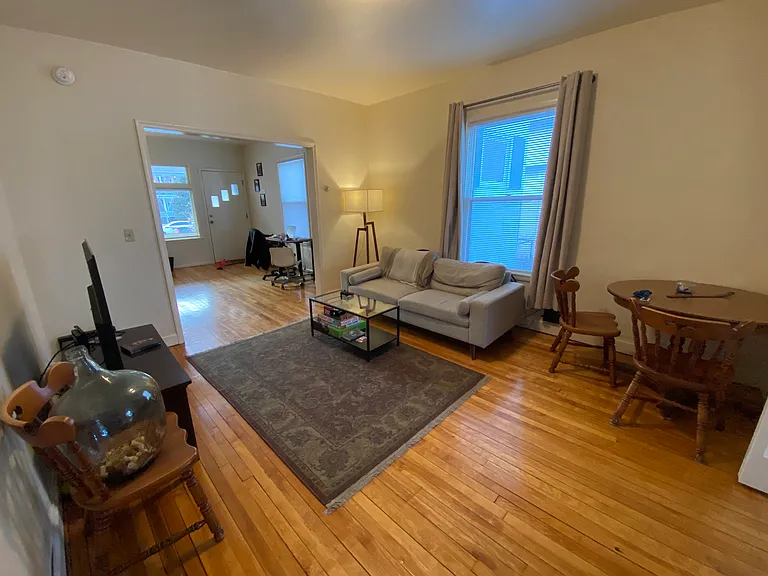 2529 Pleasant Ave #1 — Photo 12