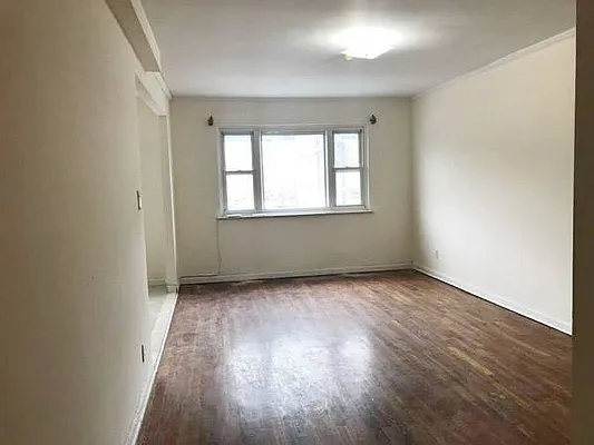 Rented by Azure Realty NY LLC | media 14