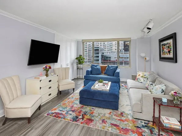 130 W 67th St APT 9M, New York, NY 10023