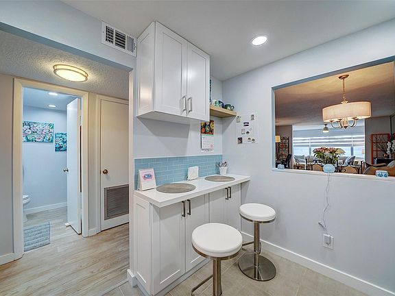 3rd image of 9580 Sunrise Lakes Boulevard #103