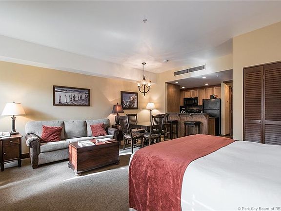 4th image of 3720 Sundial Ct #B406