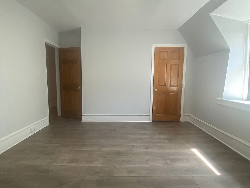 1st image of 1100 S 46th St APT 3B