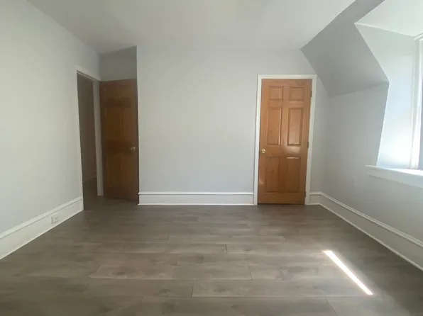 1100 S 46th St APT 3B, Philadelphia, PA 19143