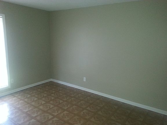 3rd image of 4301 Coventry Dr