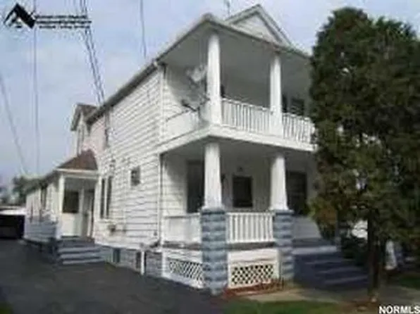 6047 Hillman Ave, Cleveland, OH 44127