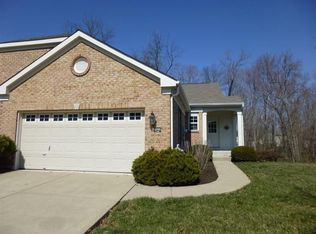 1146 Shayler Woods Dr, Batavia, OH 45103