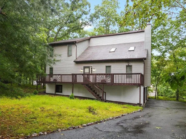3237 Windermere Dr, Bushkill, PA 18324