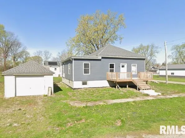 306 S Alkire St, Greenview, IL 62642