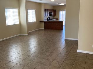 309 Joya Dr, Madera, CA 93637
